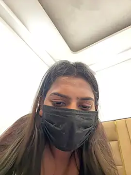 sexyayeshadesi online show from 6, 5, 2026