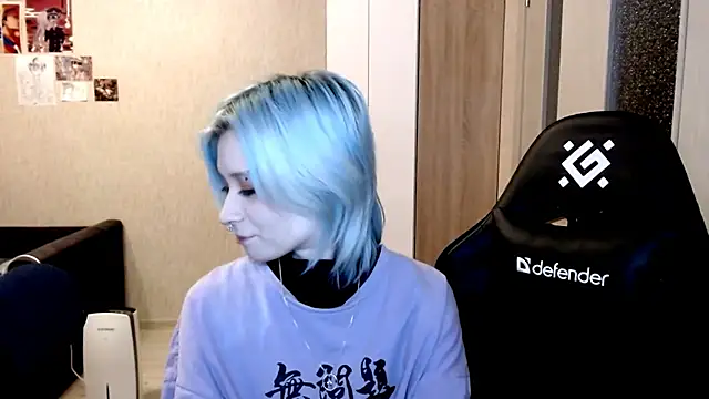 Snapshot of SophiaLur chatting on 16, 11, 2025 SophiaLur online show from 16, 11, 2025