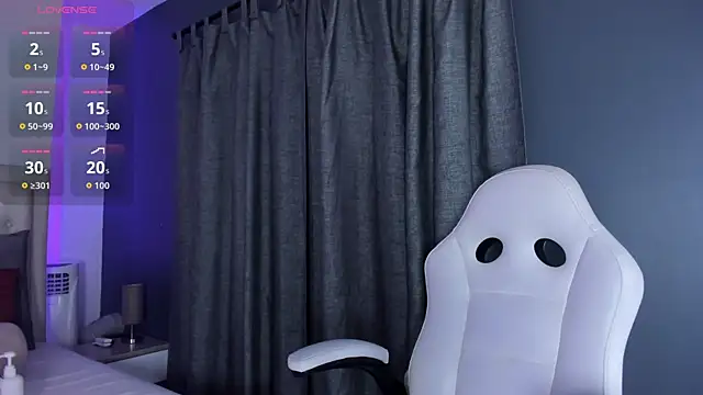 Snapshot of violeta_santanna chatting on 13, 12, 2025 violeta santanna online show from 13, 12, 2025