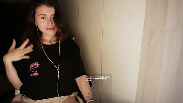 Snapshot of KristinaScott chatting on 7, 3, 2026 KristinaScott online show from 7, 3, 2026