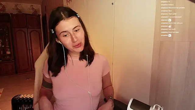 Snapshot of KristinaScott chatting on 12, 3, 2026 KristinaScott online show from 12, 3, 2026