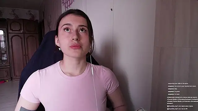 Snapshot of KristinaScott chatting on 16, 3, 2026 KristinaScott online show from 16, 3, 2026