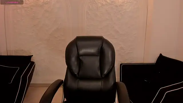 HaileyRoss  online show from 7, 8, 2026