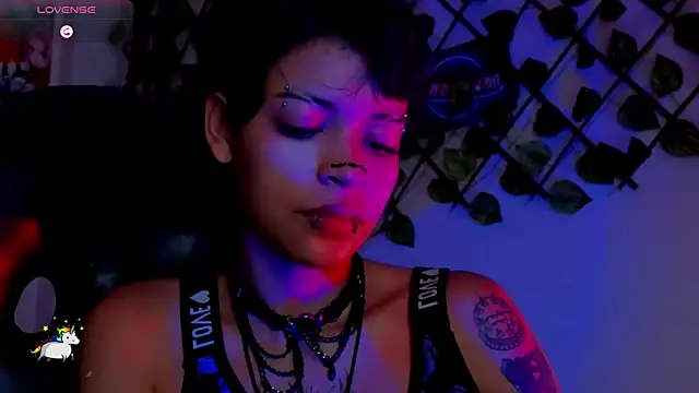 Anny Kiitty online show from 9, 7, 2026