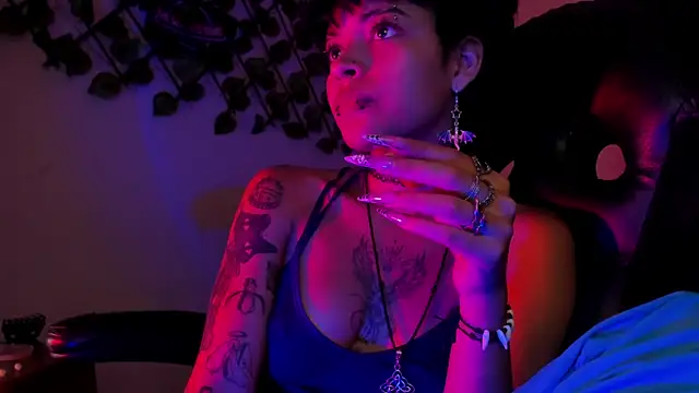 Anny Kiitty online show from 31, 7, 2026