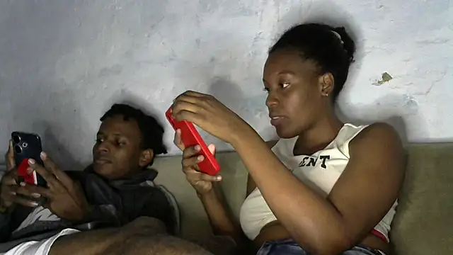 Snapshot of Mari_clau_hot chatting on 17, 11, 2025 Mari clau hot online show from 17, 11, 2025