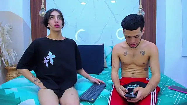 Loversinfire2 online show from 18, 7, 2026