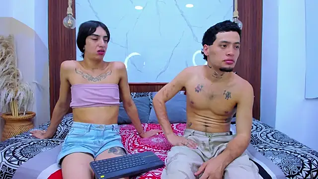Loversinfire2 online show from 30, 7, 2026