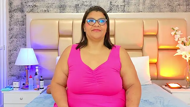 SelennaCooper online show from 22, 7, 2026