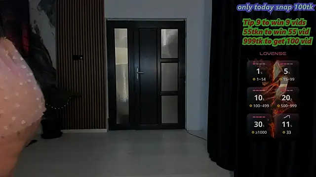 issabellaa04 online show from 2, 2, 2025