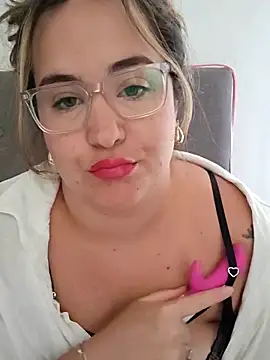 Snapshot of iviiiiiiiiiii chatting on 2, 12, 2025 iviiiiiiiiiii online show from 2, 12, 2025