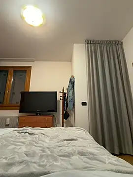 feliciafelon online show from 11, 2, 2026