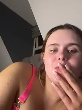 Snapshot of Blonde_Bunny chatting on 22, 2, 2026 Blonde Bunny online show from 22, 2, 2026