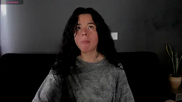 Snapshot of Angel-umbra chatting on 28, 11, 2025 Angel-umbra online show from 28, 11, 2025