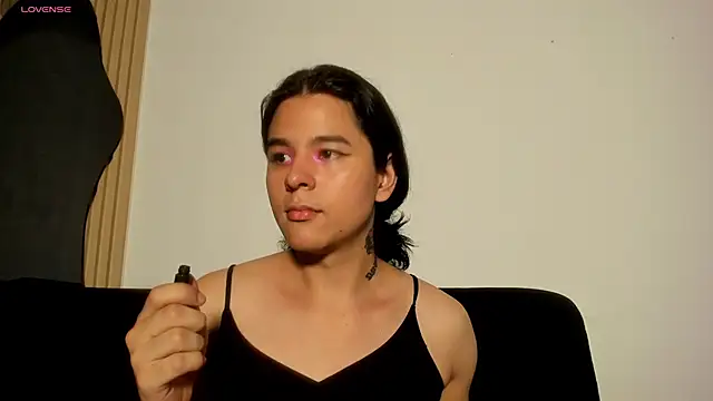 Snapshot of Angel-umbra chatting on 3, 12, 2025 Angel-umbra online show from 3, 12, 2025