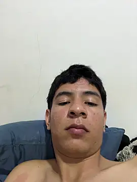 andresinh  online show from 18, 11, 2025