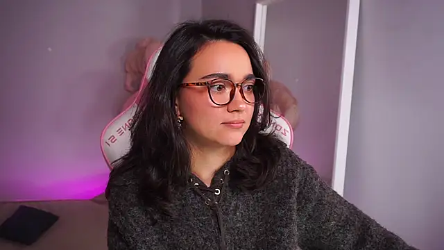 Snapshot of Shadow_Lotus chatting on 18, 11, 2025 Shadow Lotus online show from 18, 11, 2025