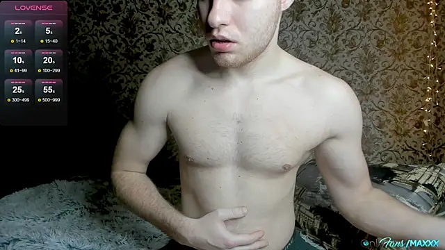 Maxhornyblondieman online show from 19, 12, 2025