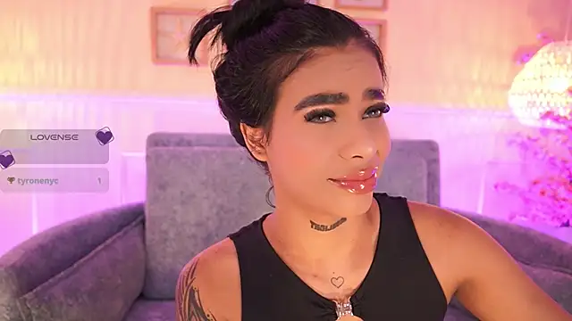 MeganLowell online show from 30, 4, 2026