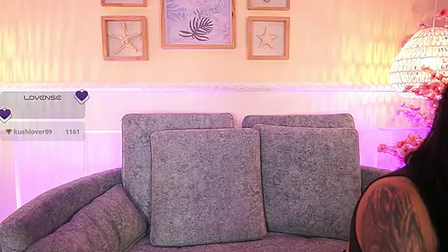 MeganLowell online show from 7, 5, 2026