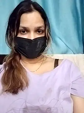 Snapshot of Hany_sweet_girl chatting on 17, 11, 2025 Hany sweet girl online show from 17, 11, 2025