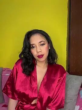 Esmerald 1111 online show from 13, 5, 2026