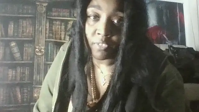 VenezuelaLuxeNoir online show from 8, 5, 2026