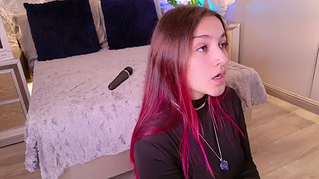 Snapshot of bella_mush chatting on 19, 3, 2026 bella mush online show from 19, 3, 2026