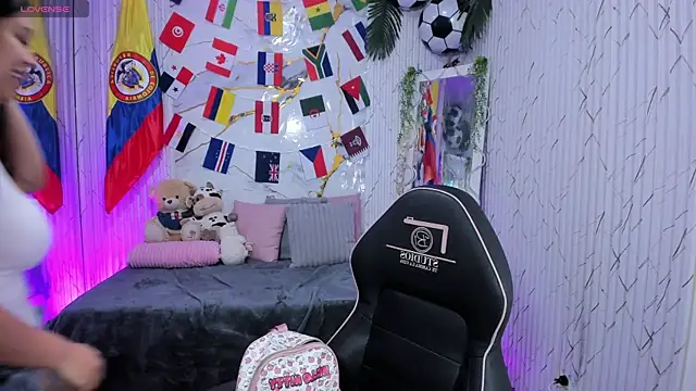 Canndyy tay1 online show from 4, 7, 2026