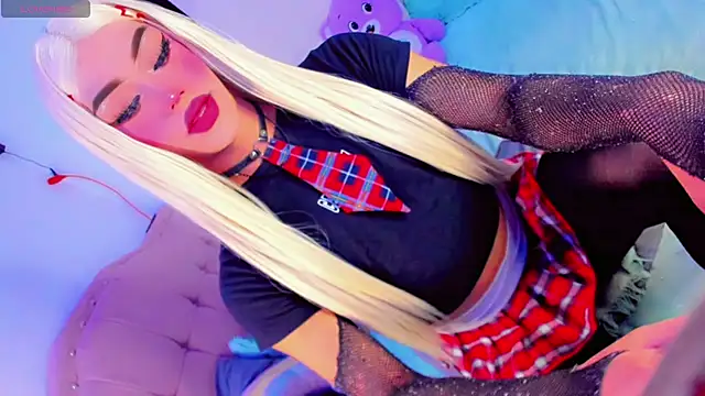 Shiaki 04 online show from 6, 6, 2026
