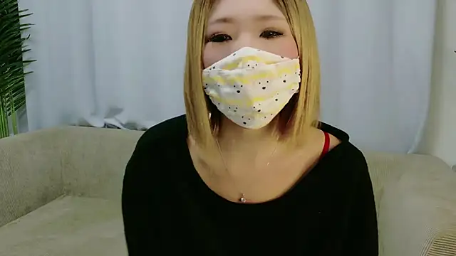 Snapshot of yuu_xxx_yuu chatting on 14, 2, 2026 yuu xxx yuu online show from 14, 2, 2026