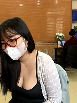 Snapshot of hide_from_colleagues chatting on 8, 1, 2026 hide from colleagues online show from 8, 1, 2026