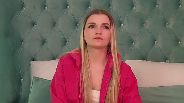 AnnyRaii online show from 2, 2, 2026