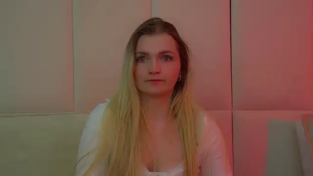 AnnyRaii online show from 12, 3, 2026