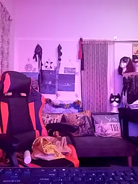 Snapshot of LaReineCleo chatting on 6, 1, 2026 LaReineCleo online show from 6, 1, 2026