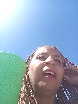 Snapshot of LaReineCleo chatting on 11, 3, 2026 LaReineCleo online show from 11, 3, 2026