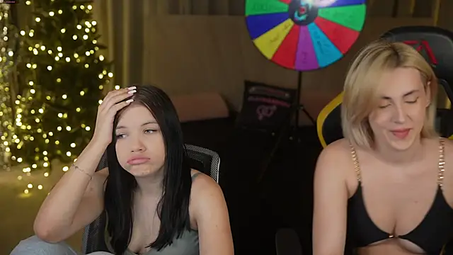 Kara cat online show from 21, 12, 2025