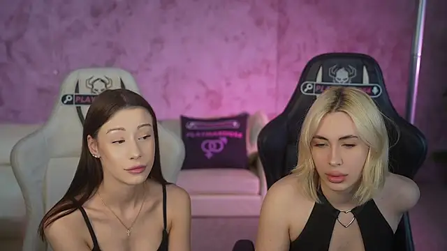 Kara cat online show from 29, 4, 2026