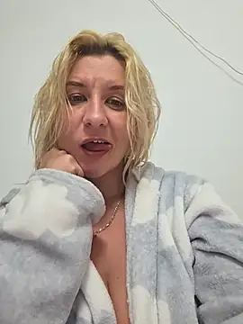 KaylinJan online show from 30, 6, 2026