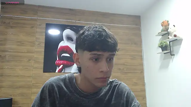 Snapshot of DraxBlade09 chatting on 8, 3, 2026 DraxBlade09 online show from 8, 3, 2026