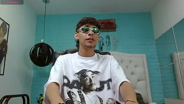 Snapshot of DraxBlade09 chatting on 18, 3, 2026 DraxBlade09 online show from 18, 3, 2026