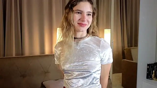 Snapshot of RozanneJordan chatting on 2, 12, 2025 RozanneJordan online show from 2, 12, 2025