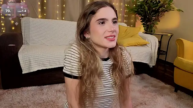 Snapshot of RozanneJordan chatting on 6, 2, 2026 RozanneJordan online show from 6, 2, 2026