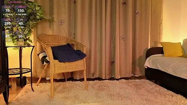 Snapshot of RozanneJordan chatting on 27, 2, 2026 RozanneJordan online show from 27, 2, 2026