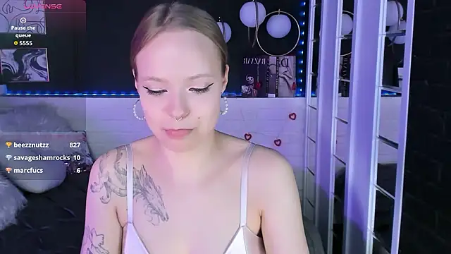 lucy loy online show from 28, 2, 2026