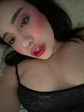 emy eviee online show from 27, 4, 2026