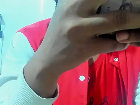 ebony cristal 1 online show from 8, 1, 2026