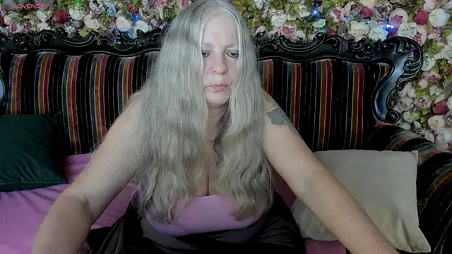 Snapshot of mariabelladonna chatting on 2, 8, 2026 mariabelladonna online show from 2, 8, 2026