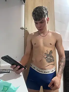 Snapshot of Handsome_boys69 chatting on 1, 2, 2026 Handsome boys69 online show from 1, 2, 2026