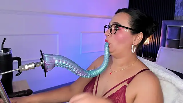 Sienarosewood online show from 19, 6, 2026